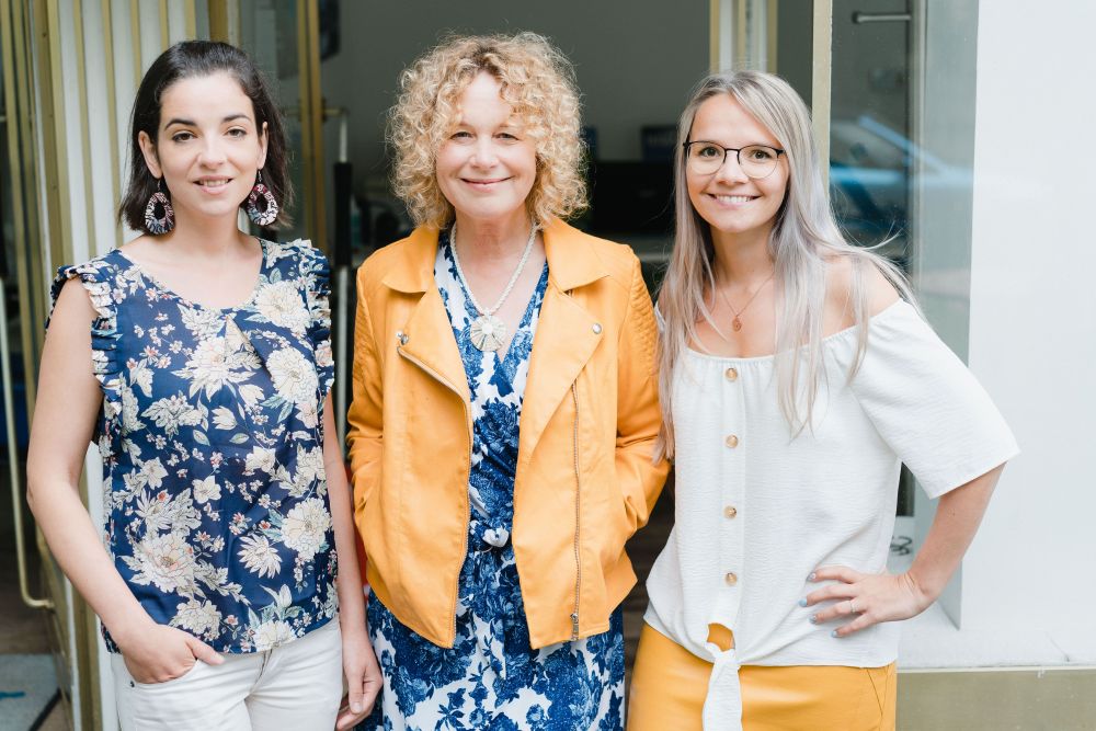 Karen Wittel mit ihrem Team